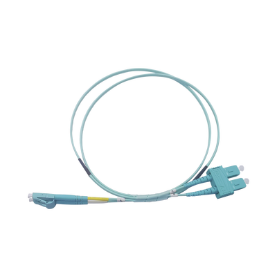 Jumper de Fibra Óptica Multimodo OM3 50/125 LC-SC OFNR (Riser), 2.0 mm, Dúplex, Aqua, 2 Metros (6.56 Pies) | LP-FOM3-LCSC-R02