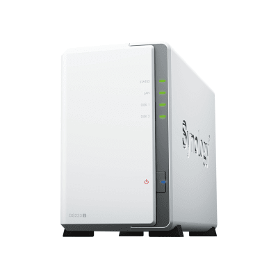 NAS DiskStation DS223j | 2 Bahías | CPU Realtek RTD1619B 1.7 GHz | 1 GB DDR4 | Puerto 1GbE RJ-45 | USB 3.2 Gen 1 | Compatible con HDD y SSD | Synology DSM | RAID 0, 1, JBOD | SMB, AFP, NFS, FTP | Vigilancia IP | DS223J